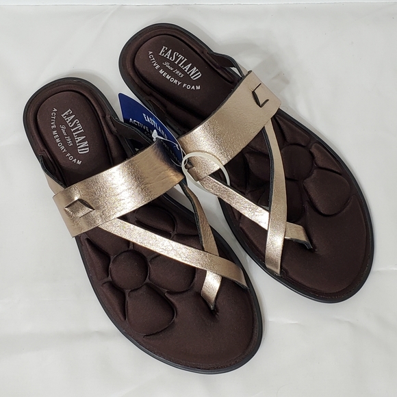 Eastland Sandals Misty Gold NEW - Picture 3 of 7